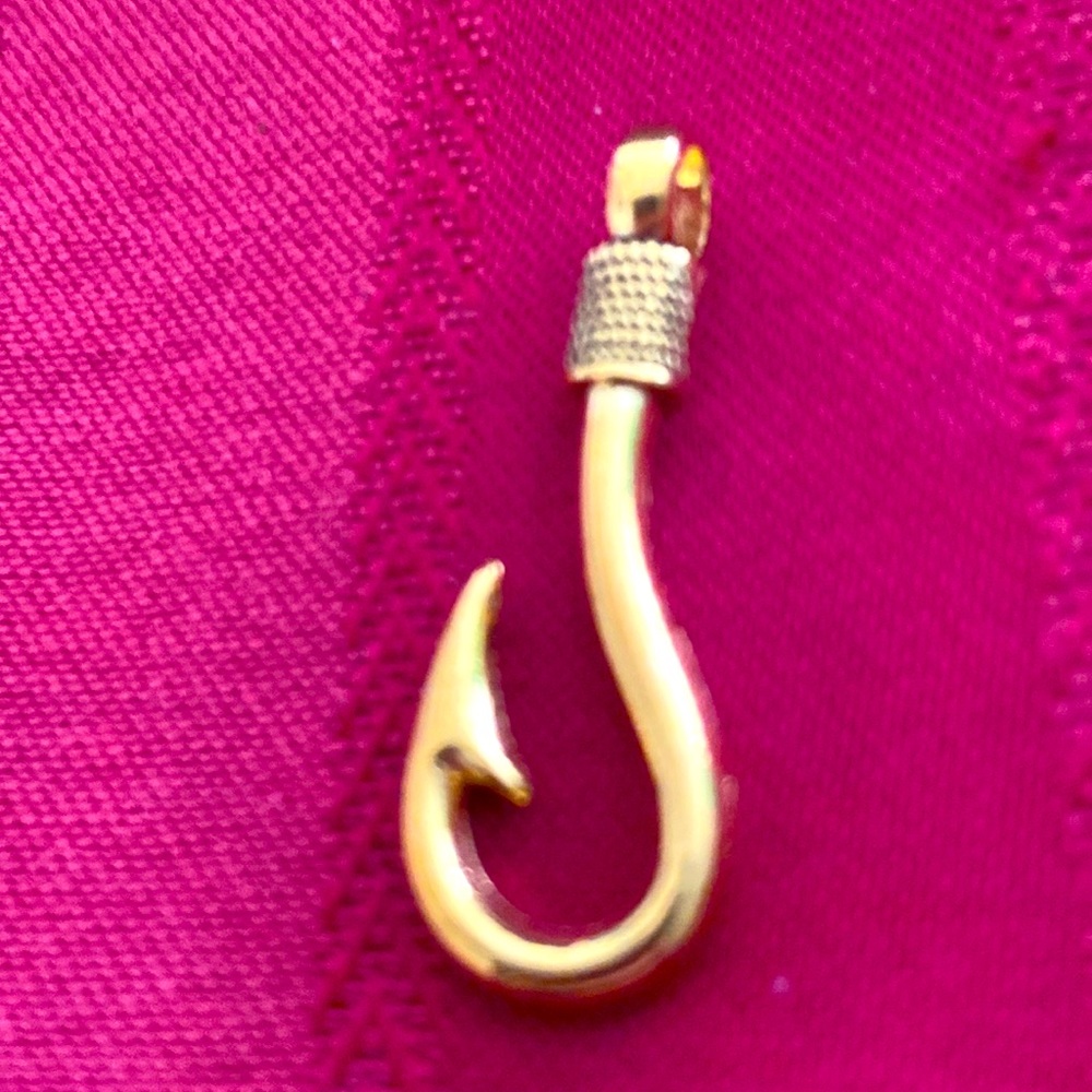 5/$10❤️❤️❤️NEW BRASS HOOK CHARM PENDANT